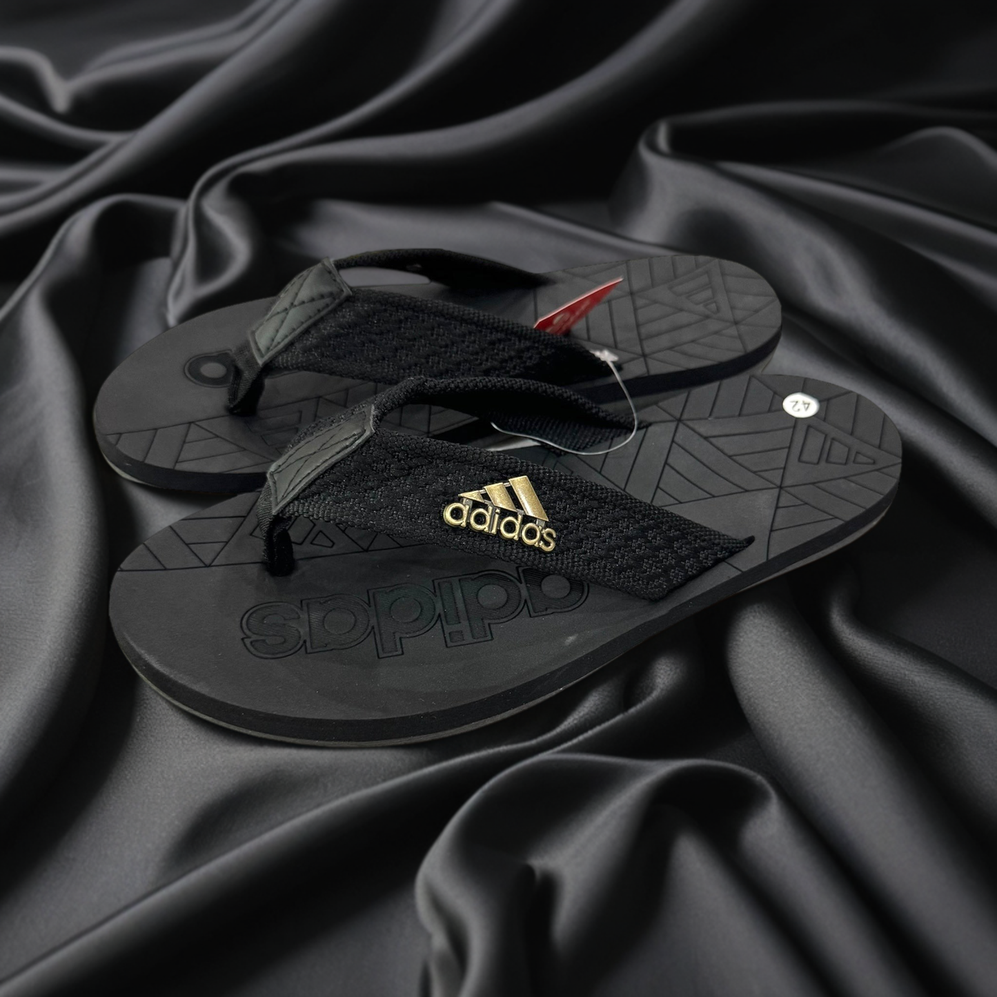 ADI Slipper - Black